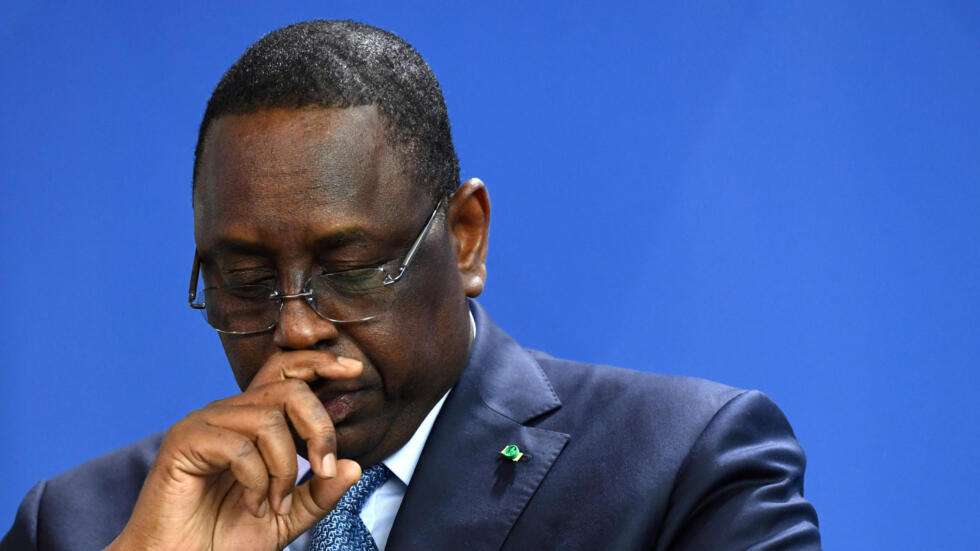 Manifestations : le collectif des victimes de Macky Sall écrit au Roi du Maroc pour que l’ancien chef de l’État soit traduit en justice 